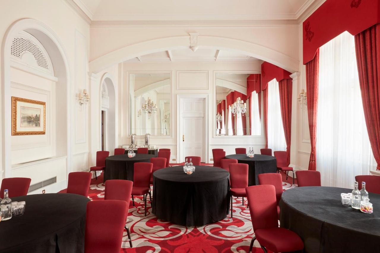 The Clermont London, Charing Cross Hotel Exterior photo